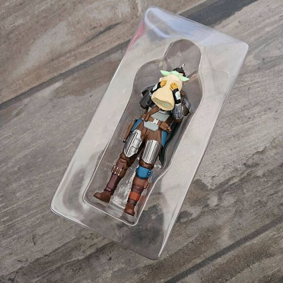 NIB 2022 Hallmark Baby Yoda Ornament - Picture 4 of 8